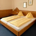 Hotel Donau-rad-hotel Wachauerhof 4*