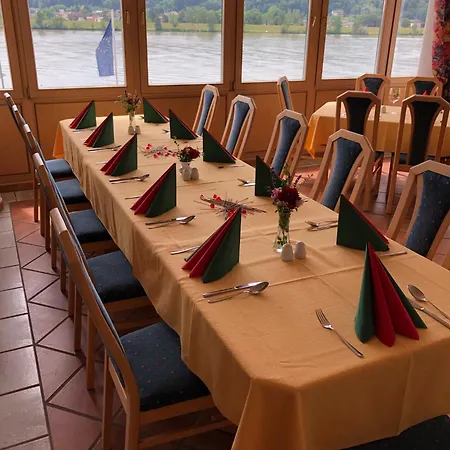 호텔 Donau-rad-hotel Wachauerhof 4*